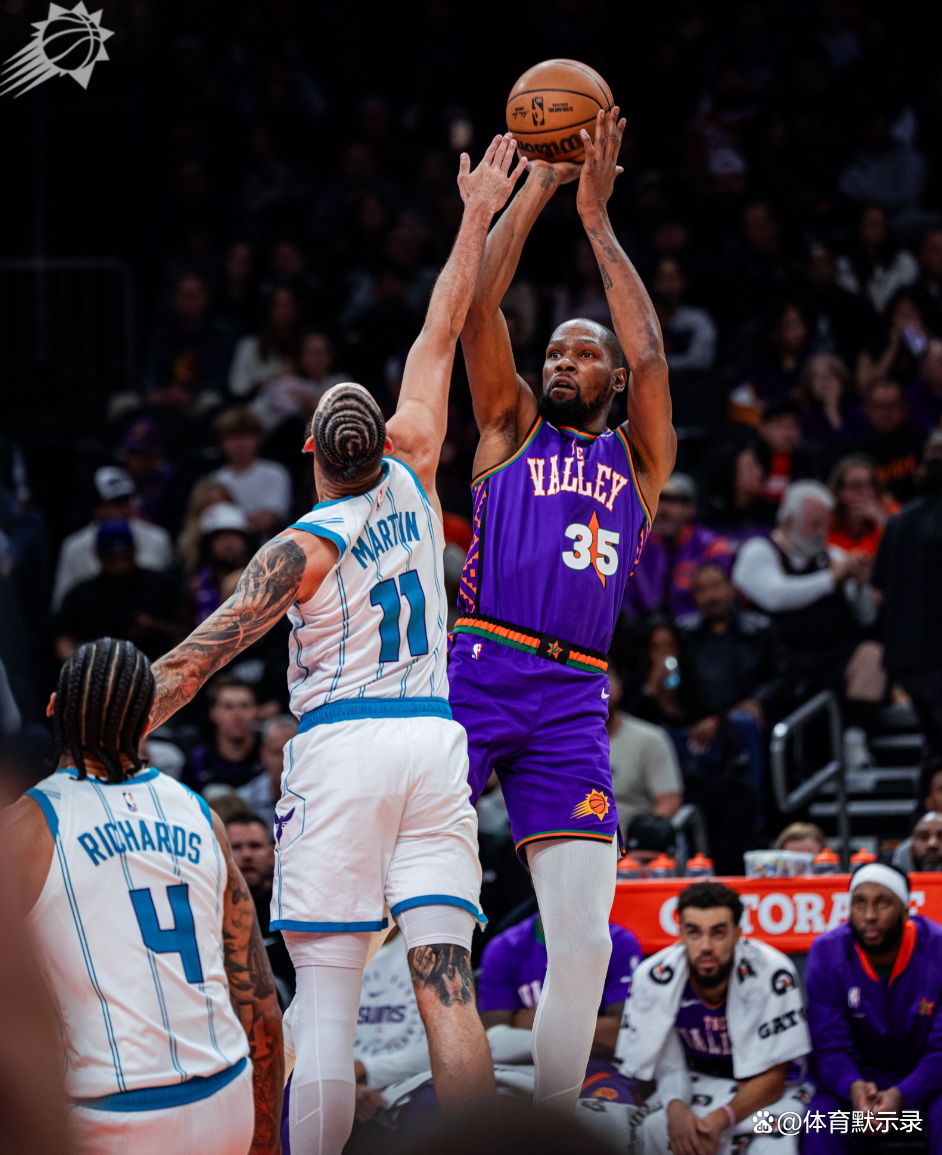 奥兰多魔术国际比赛日篮板制胜加时末段罗马止住颓势,这一次真的赛前夏洛特黄蜂调整名单以备NBA常规赛的简单介绍 奥兰多魔术国际比赛日篮板制胜加时末段罗马止住颓势,这一次真的赛前夏洛特黄蜂调整名单以备NBA常规赛的简单介绍